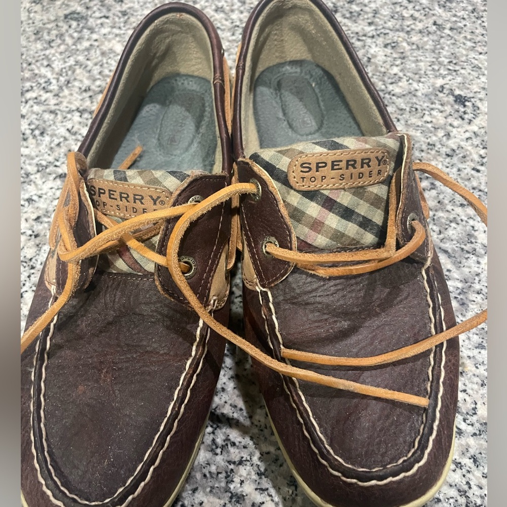 WORN ONCE- Women’s Sperry’s